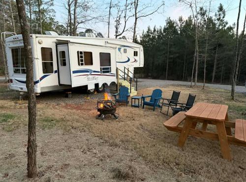 Luxury Glamping Retreat in Minden Louisiana