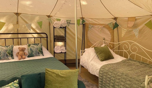 Luxury Glamping The Wye Valley for 2 to 4 Guests