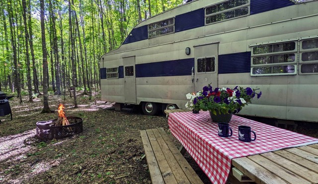 Luxury Glamping w/Resort Access Included, Site 4
