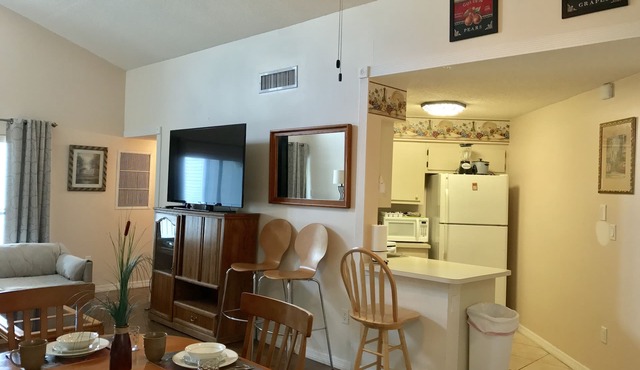 Luxury Golf Country Club Condo 2 Bedroom 2 Bathroom