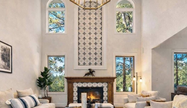 Luxury Golf Estate - 7 Bedrooms - Steam Spa - Theatre