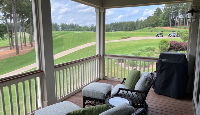 Luxury Golf/Lake Cottage in Reynolds Lake Oconee, behind practice range & green!