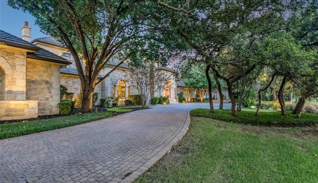 Luxury Golf Resort Villa