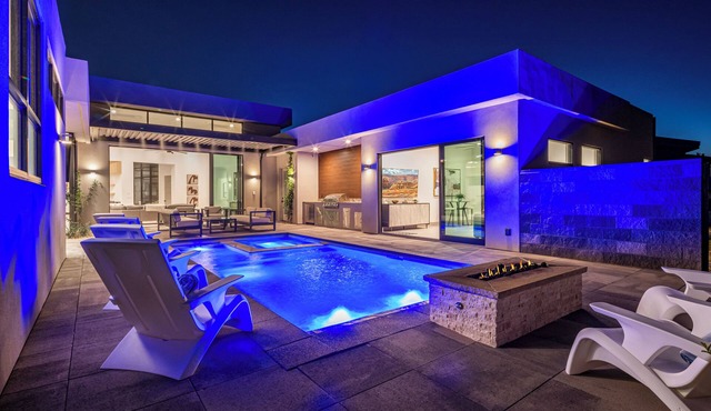 Luxury Golf Villa at Copper Rock, Private Pool, Private Spa, Putting Green, and more