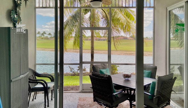 Luxury Golf Villa in Beautiful Lely Resort w/Pool