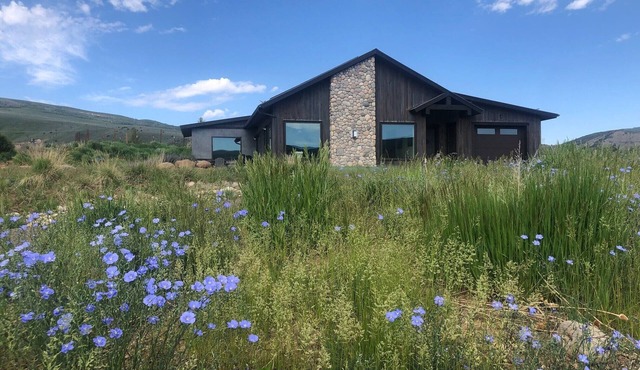 Luxury Green Building Mountain Home