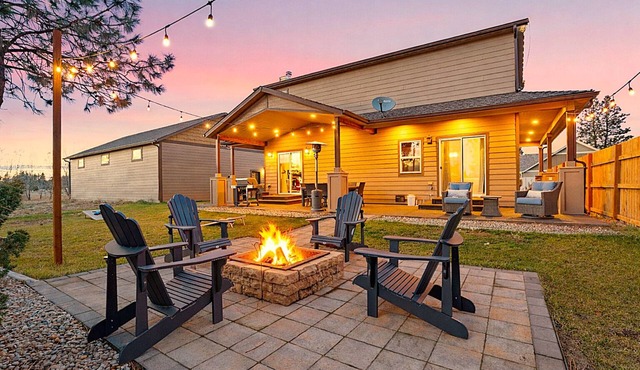 Luxury Group Getaway | Sauna Game Room Firepit | Near Downtown