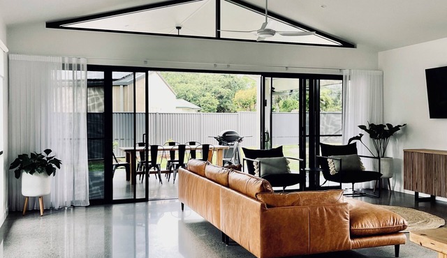 Luxury Guest House with Mountain Views