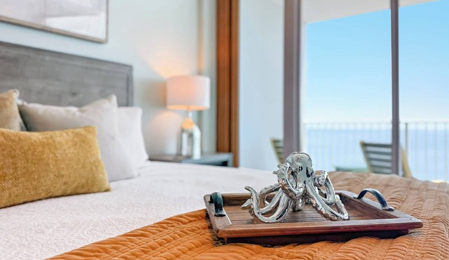 Luxury Gulf Front Getaway! Coastal Chic Escape at Lighthouse! Penthouse Views!