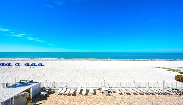 Luxury Gulf Front Condo - Sand Castle III, Indian Shores - Direct Beach Access