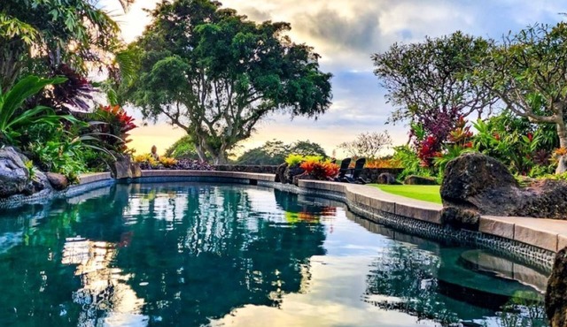 Luxury Hawaiian Modern Villa Ocean Views Huge Heated Pool 3 Primary Suites