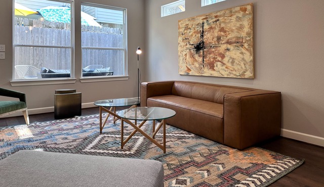 Luxury Heights Townhome - AVAILABLE LONG TERM