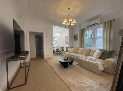 Luxury heritage Hideaway - close to CDB!