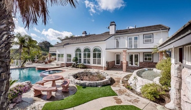 Luxury Hill Villa with Spectacular View