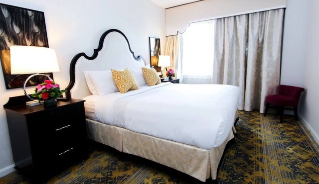Luxury Historical Retreat | 1BR King Suite | Near Dupont Circle Attractions