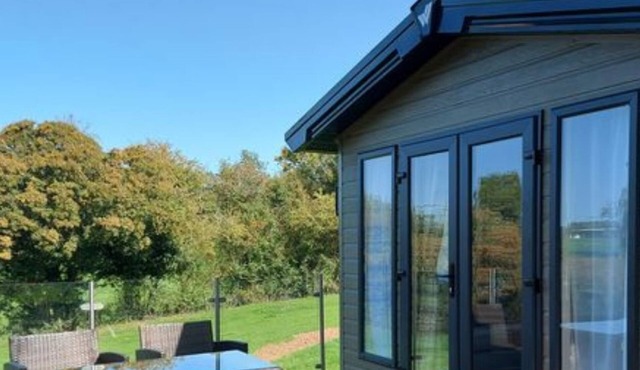 Luxury Holiday Lodge in Herefordshire Countryside - Long Meadow View