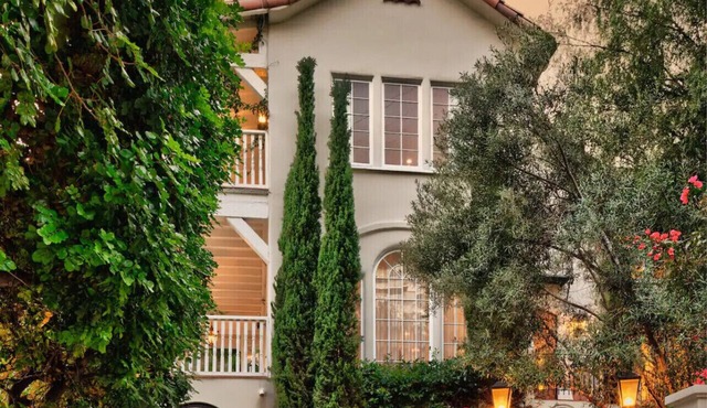 Luxury Hollywood Hills Retreat