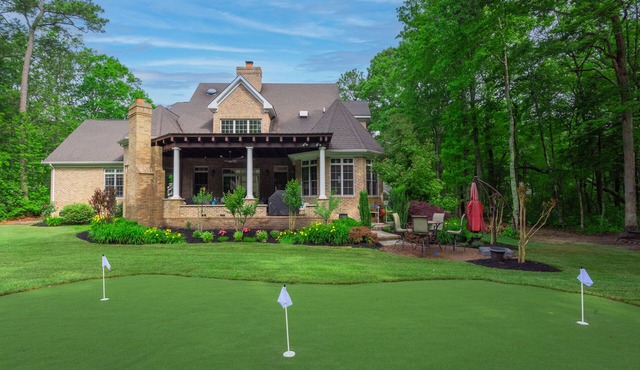 Luxury Home, 1.5mi to Assateague Island and Top Golf Courses! Sleeps 12!