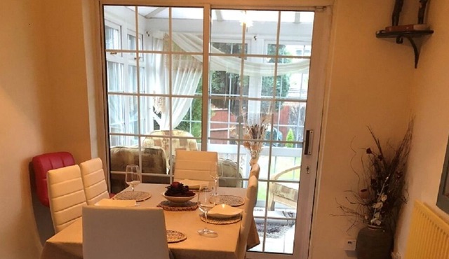 Luxury home 2 Stubbs Close