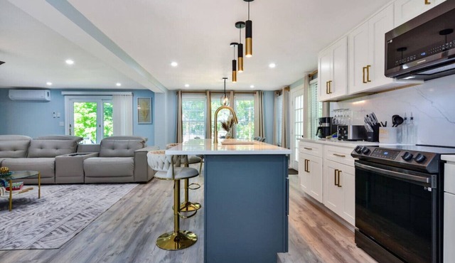 Luxury home 2 units included