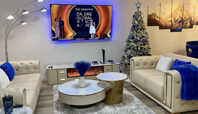 Luxury Home away from Home, a stunning haven with 3 bedrooms and 2.5 bath