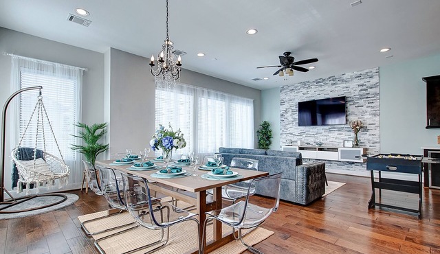 Luxury Home Away From Home ~ Perfect For Getaway ~ Ideal For Long Stays