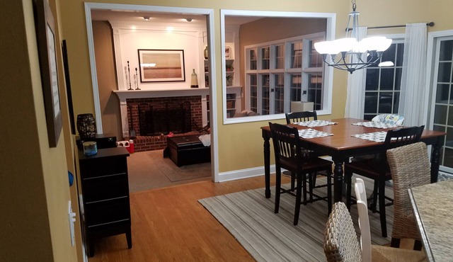 Luxury Home, Chef's Kitchen, Quiet Street! 15 min to Airport/Dwntown, 5 to Beach