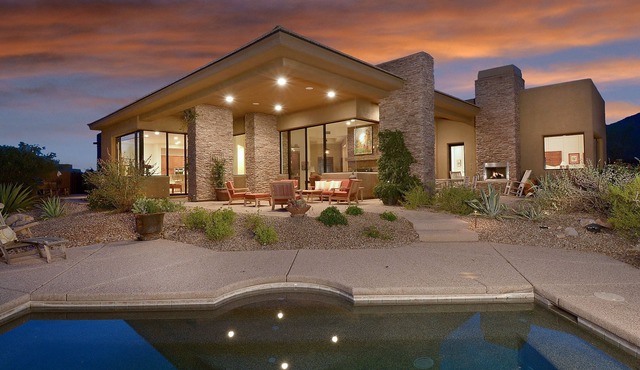 Luxury Home in a Tortillita Canyon. Perfect for Relaxing, w/Golf/Trails Nearby