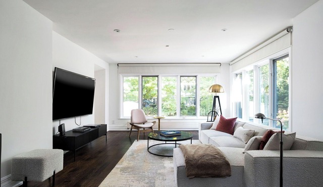 Luxury Home in Lytton Park