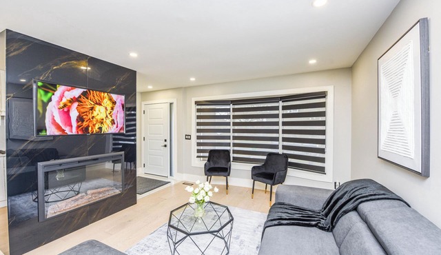 Luxury Home in Mississauga