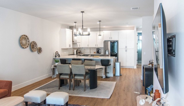 Luxury Home in North Austin: Next to Apple Campus