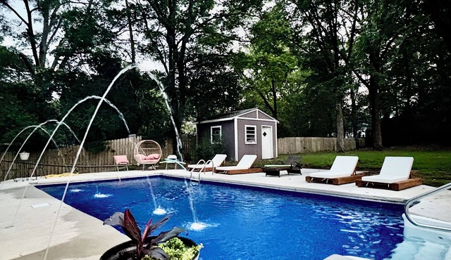 Luxury home, minutes from MSU campus