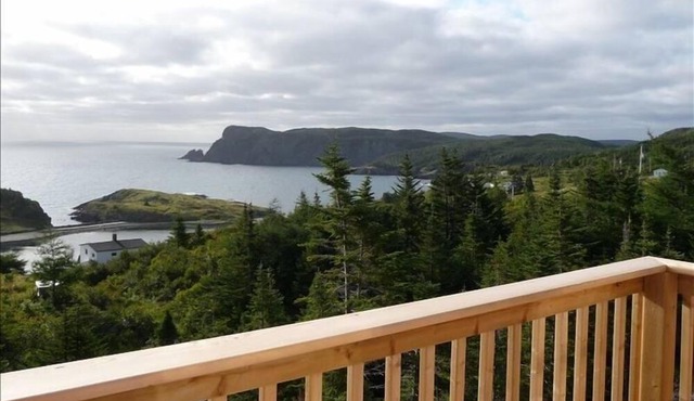 Luxury Home Near La Manche and Cape Broyle with Spectacular Ocean Views