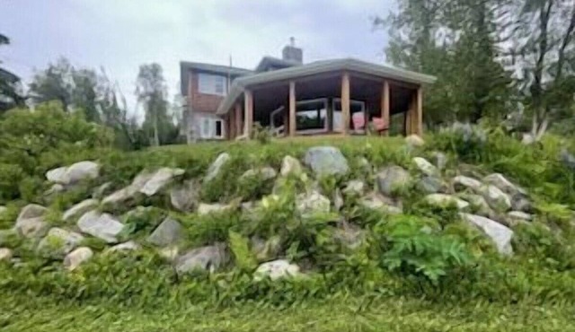 Luxury Home on a Pristine Lake