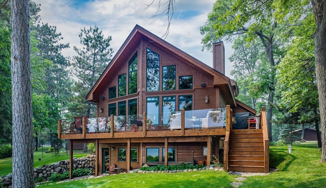 Luxury Home on Cross Lake - 5 minutes from town center