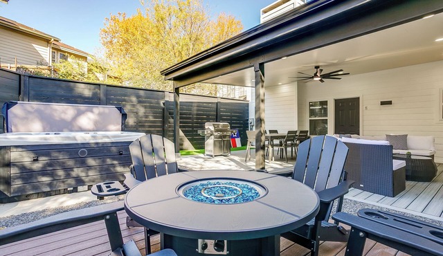 Luxury Home, Prime Location, Private Outdoor Oasis in The Heart of DFW