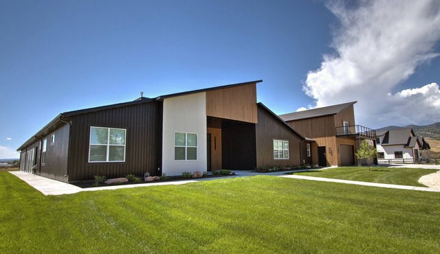 Luxury Home w/Indoor Pool & Slide, Sports Court, Sleeps 40