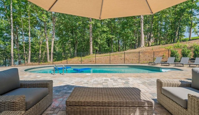 Luxury Home w/Private Dock and Pool