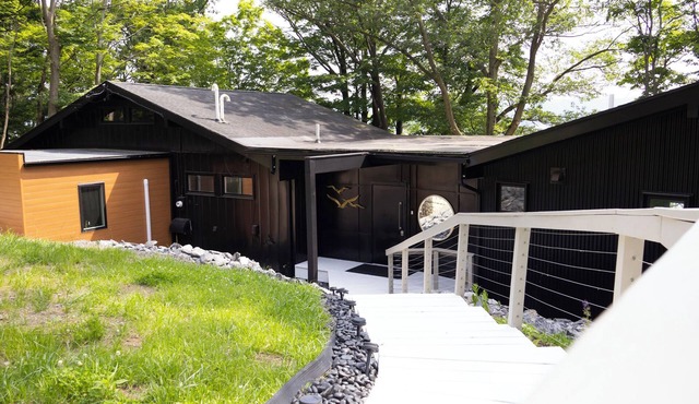 Luxury Home with Lakefront Sunsets and Gorgeous Views close to Ithaca