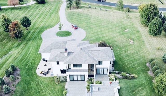 🔥Luxury Home With Outdoor Hottub and Movie Theater