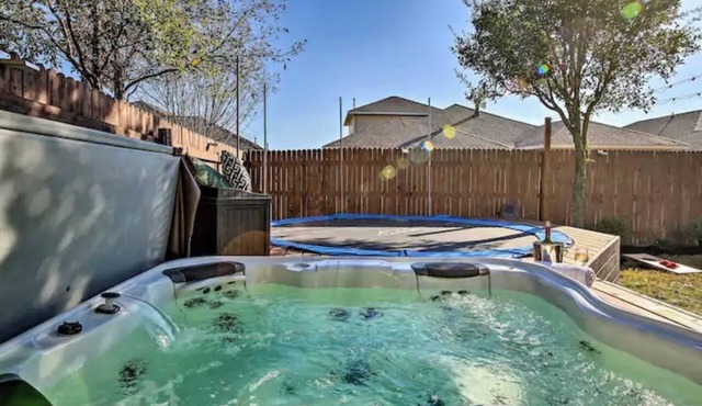 Luxury Home with Spa, Trampoline, Outdoor living, & massive living spaces!