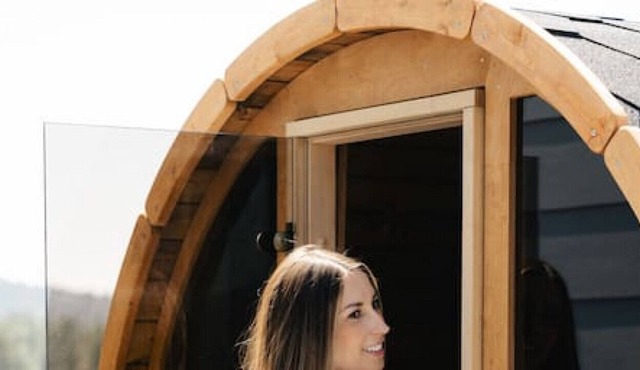 Luxury Home with Stunning Views, Sauna and Hot Tub