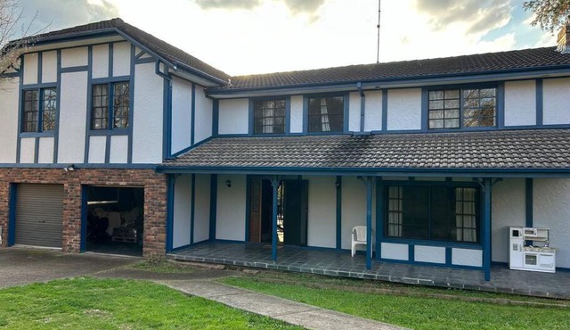 Luxury House 5 bedrooms