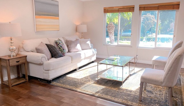 Luxury House 5 bedrooms near LA Arboretum & Santa Anita Park