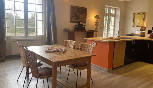 Luxury House on the Chateau des Ormeaux's park.