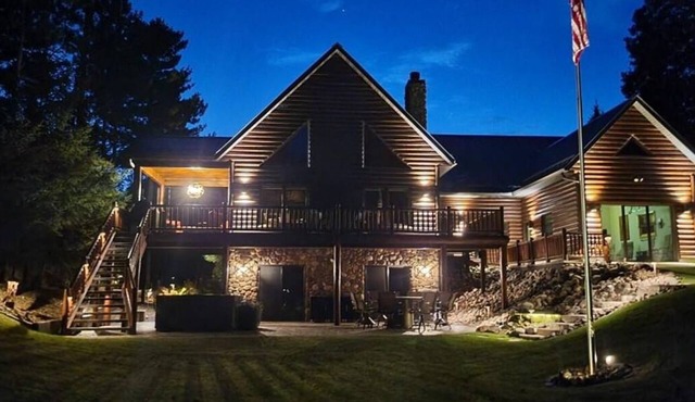 Luxury House on Lake Wissota w/Private Beach, Docks, Hot Tub, Fire Pit and More