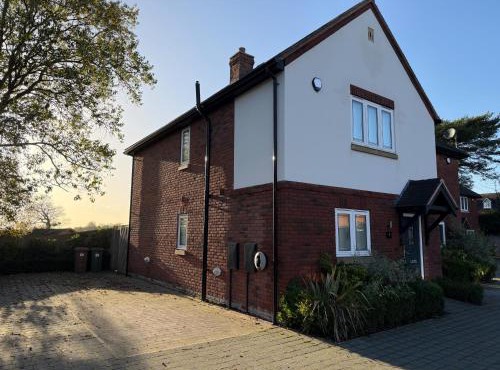 Luxury House - Sleeps 6 - near Nec Parking