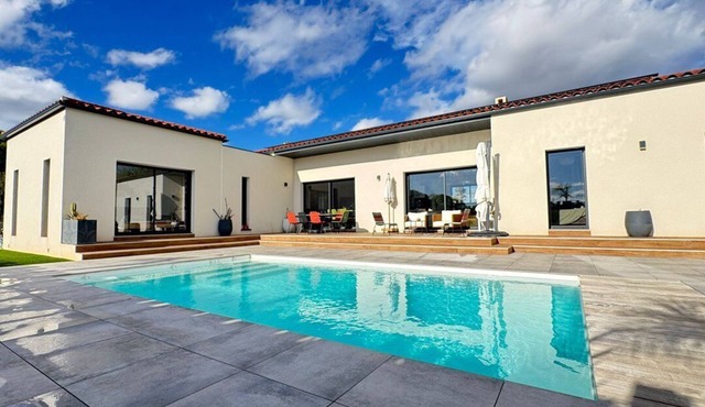 Luxury house with private pool – Saint-Féliu-d’Avall (Pyrénées-Orientales)