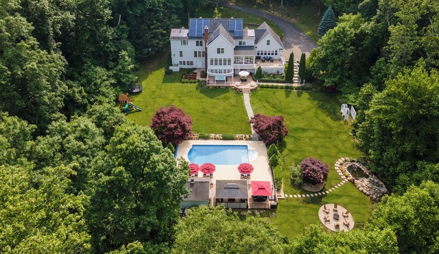 Luxury House with Indoor Pool, Koi Pond and Outdoor Oasis