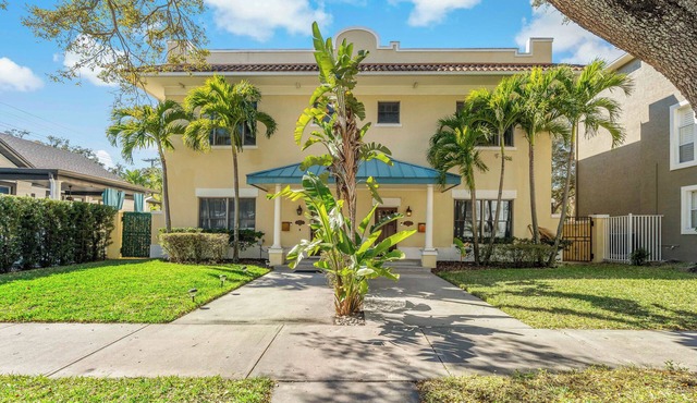 Luxury Hyde Park Dual Townhouse Retreat w Gym & Sauna Sleeps 16 Walkable